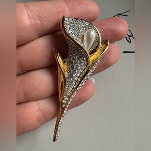 SIGNED SWAROVSKI CRYSTAL CALLA LILY  PIN~BROOCH 22KT GOLD PLATING RETIRED